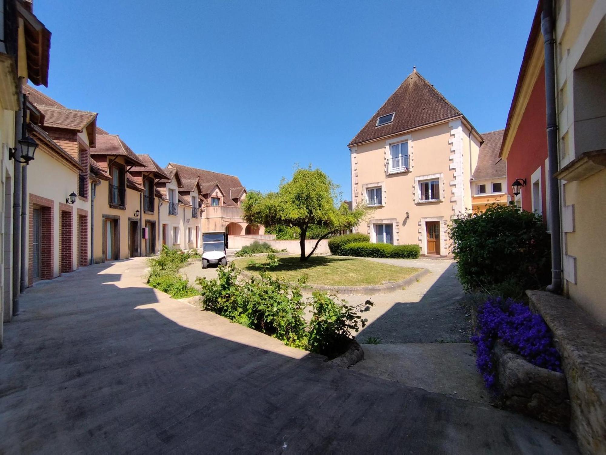 Le Haut-Val Residences Belleme Exterior foto